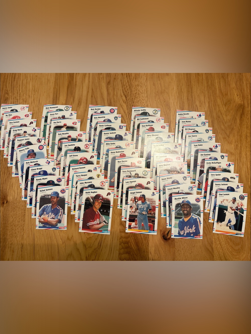 Lot of 1988 Fleer Vintage Baseball Trading Cards